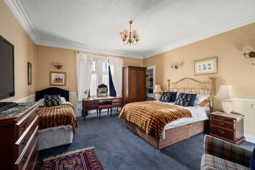 Ashley House Guest House. Broughty Ferry. Dundee. Scotland. 