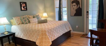 Elvis Presley Fan Room