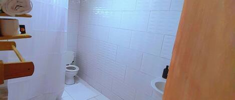 Shower, towels, soap, shampoo