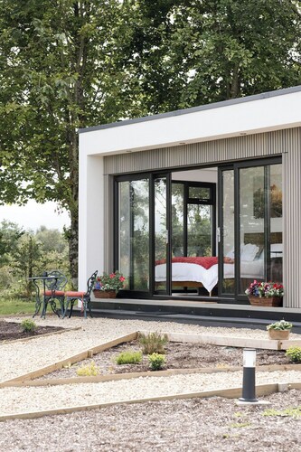 Lakescape: Self-Catering Lodges (ROMA) With Hot Tub