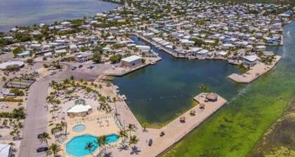 Empty RV Lot with Amazing Views!