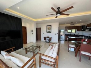 Living area - Modern Condominium Amazing Location!
(Cancún)