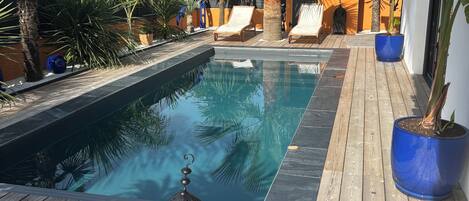 Piscine extérieure, piscine chauffée