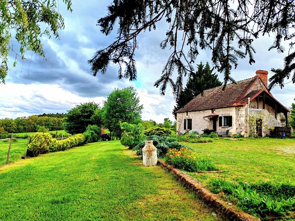 Enceinte de lâhĂ©bergement