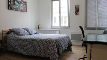 3 chambres, bureau, lit parapluie, Wi-Fi