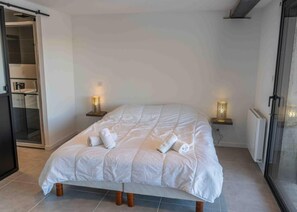 1 bedroom, bed sheets - 350m from ski slopes, tv, ski locker, 51m², Les Orres (Les Orres)