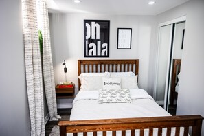 2 Schlafzimmer, Zimmersafe, Schreibtisch, Bügeleisen/Bügelbrett
