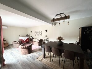 Interior - Maison Cocooning, à 30 min Parc d Attractions,30min-1h des Endroits Touristiques (Avignon)
