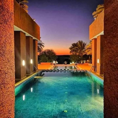 Outdoor pool. Gourara Hotel