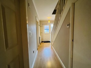 House | Interior - Charming 3-bed House in Levenshulme, Manchester (Manchester)