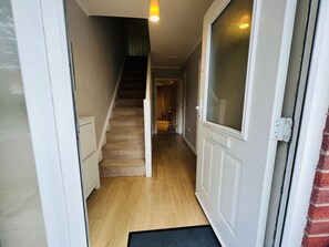 House | Interior - Charming 3-bed House in Levenshulme, Manchester (Manchester)