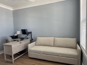 Smart TV, fireplace, offices, computer monitors