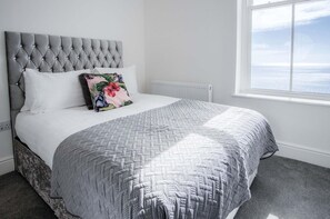 2 makuuhuonetta, silitysrauta/-lauta, Wi-Fi