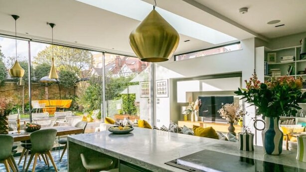 Interior - Beautifully Curated 4 Bed Family Home w/ Garden (London)