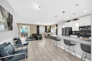 Interior - Cozy 5 Bed Townhome with Splash Pool-9017DLD (Davenport)