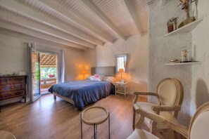 2 chambres, Wi-Fi gratuit, draps fournis