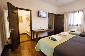 In-room safe, individually decorated, iron/ironing board, free WiFi - Posada de Rosas (Mendoza)