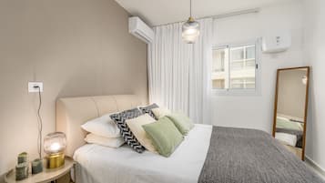 Fer et planche à repasser, Wi-Fi gratuit, draps fournis