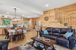 Smart TV, lareira, pebolim