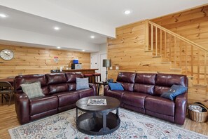 Smart TV, lareira, pebolim