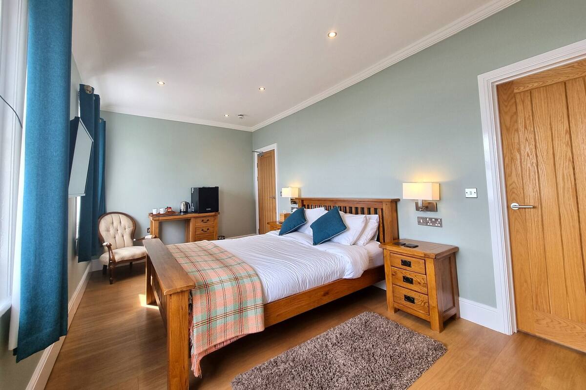 Panoramic Double Room, Ensuite, Sea View (301)