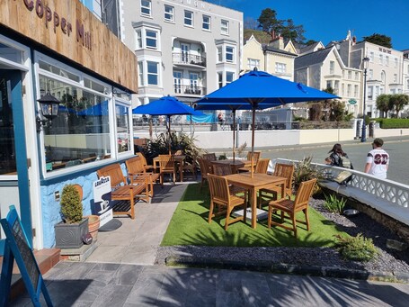 Min y Don Llandudno - Image 3