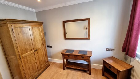 Min y Don Llandudno - Image 36