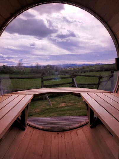 Lodge Acacia Private SPA Quiet Sauna Surrounded by Nature view of Mont du Morvan