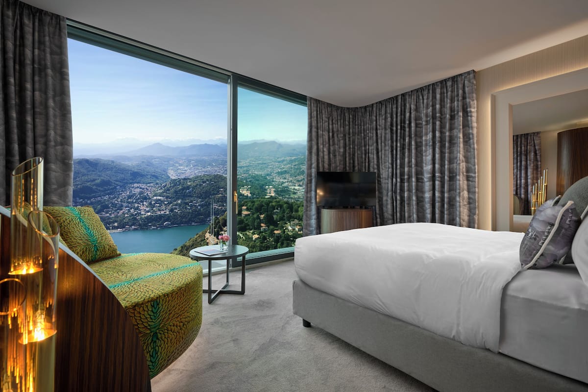 SOLE LUXURY ROOM WITH SPECTACULAR VIEW | 1 bedroom, Egyptian cotton sheets, premium bedding, down comforters