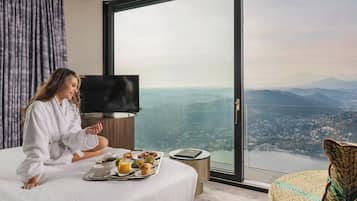 SOLE LUXURY ROOM WITH SPECTACULAR VIEW | Bettwäsche aus ägyptischer Baumwolle, hochwertige Bettwaren