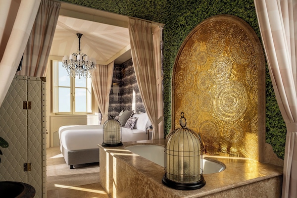 Egyptian cotton sheets, premium bedding, down comforters