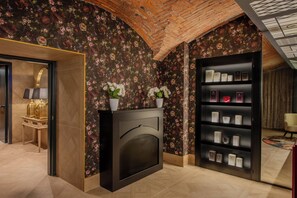 Couples treatment rooms, sauna, steam room, massages - Nuvole Garden Hotel (Brunate)