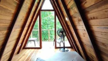 Family Cabin, Garden View | 1 bedroom, free WiFi, bed sheets