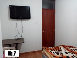 9 bedrooms, WiFi, bed sheets