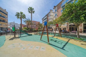Children’s area - HomeHolidaysRentals Sampai - Costa Barcelona (Pineda de Mar)