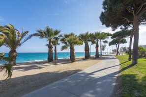 Beach - HomeHolidaysRentals Sampai - Costa Barcelona (Pineda de Mar)