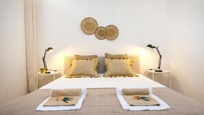 4 bedrooms, rollaway beds, bed sheets - Villa Del Sol (Loulé)