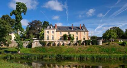 Chateau de la Huberdiere