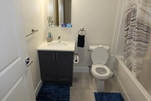 Hair dryer, towels, soap, toilet paper - Modern Oasis Hideaway (Halifax)