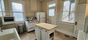 Microwave, oven, stovetop, spices