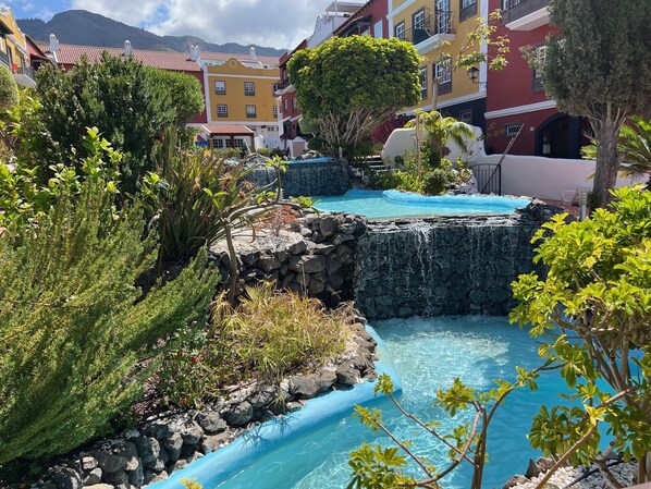 Pool - Siam Park, Volcán Teide, Playa, Montaña, Restaurantes, Piscinas, Supermercados (Adeje)