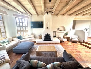 Smart TV, fireplace, video games, books