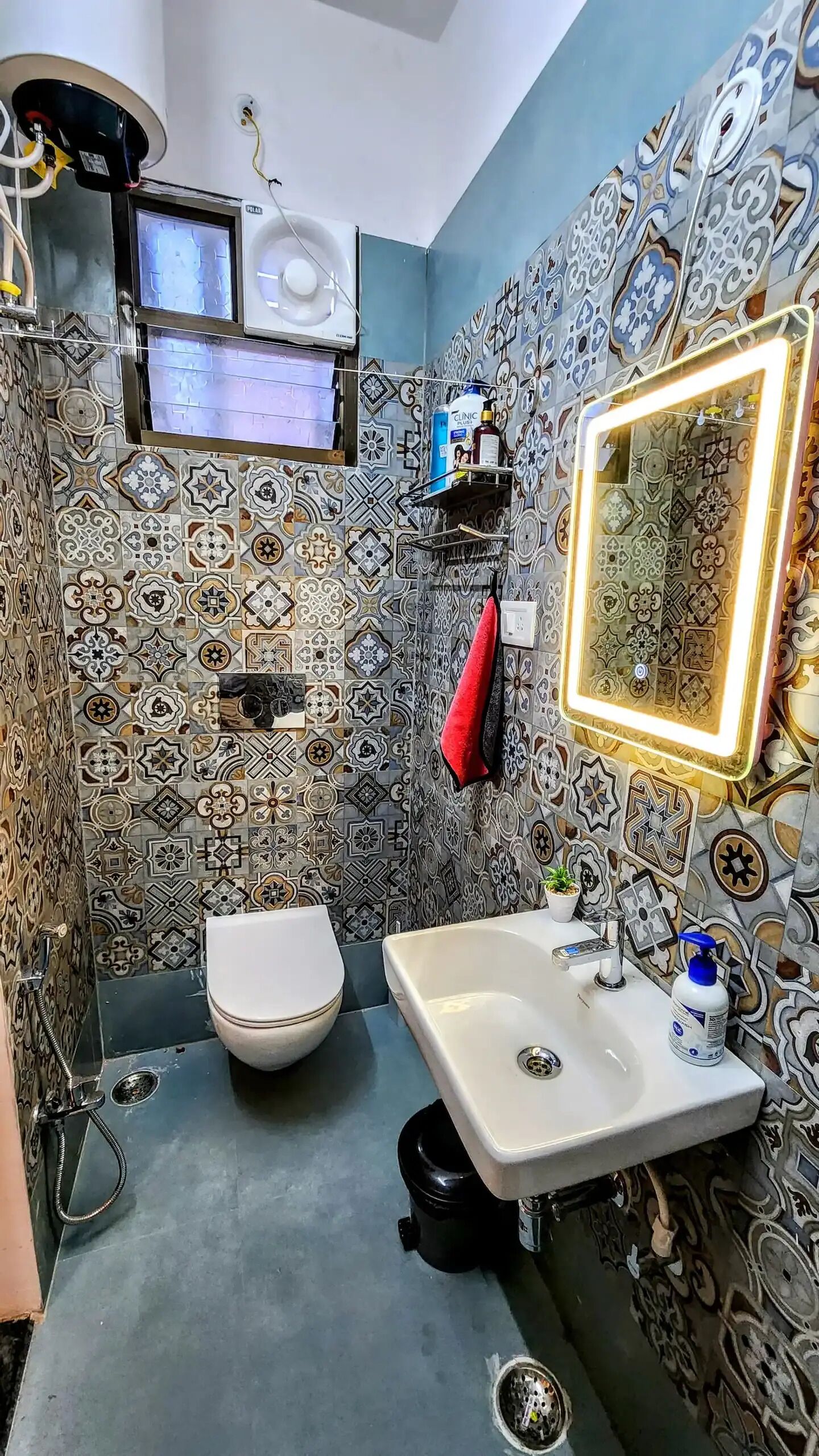 环保洗浴用品、吹风机、毛巾、肥皂