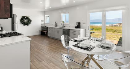 Point Arena Lighthouse - Head Keeper's House