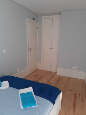 1 bedroom, iron/ironing board