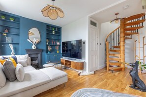 電視、 辦公室、電腦螢幕