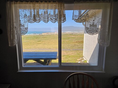 Point Arena Lighthouse - Assistant Keeper's House 3