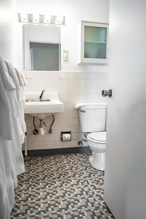 Hair dryer, towels