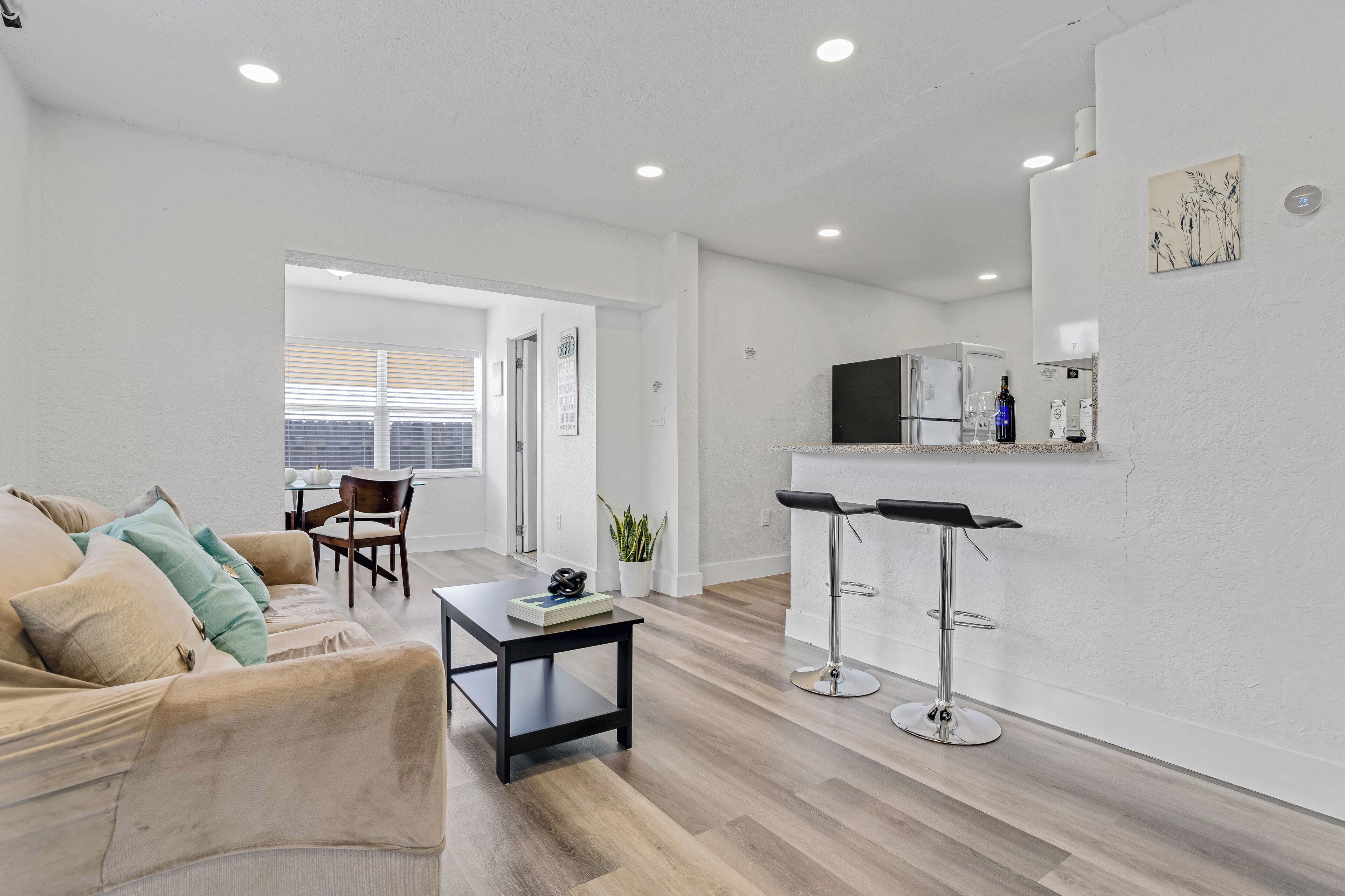3-Bedroom Miami Residence near Wynwood Perfect for Relaxation and Entertaining