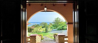 Pearl Cove Plantation @ Dixon Cove